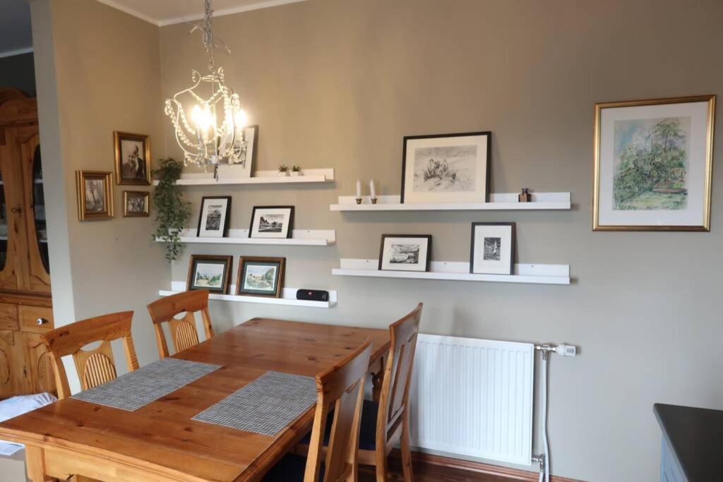 Warm And Welcoming Flat Downtown Akureyri Lejlighed Eksteriør billede
